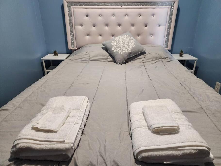 Urban Getaway On 7th
